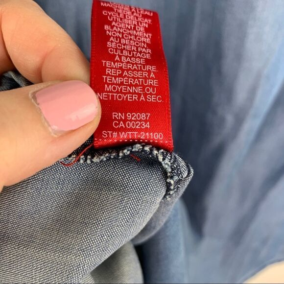 Saks Fifth Avenue Chambray Tunic Laced Neckline - Picture 8 of 10